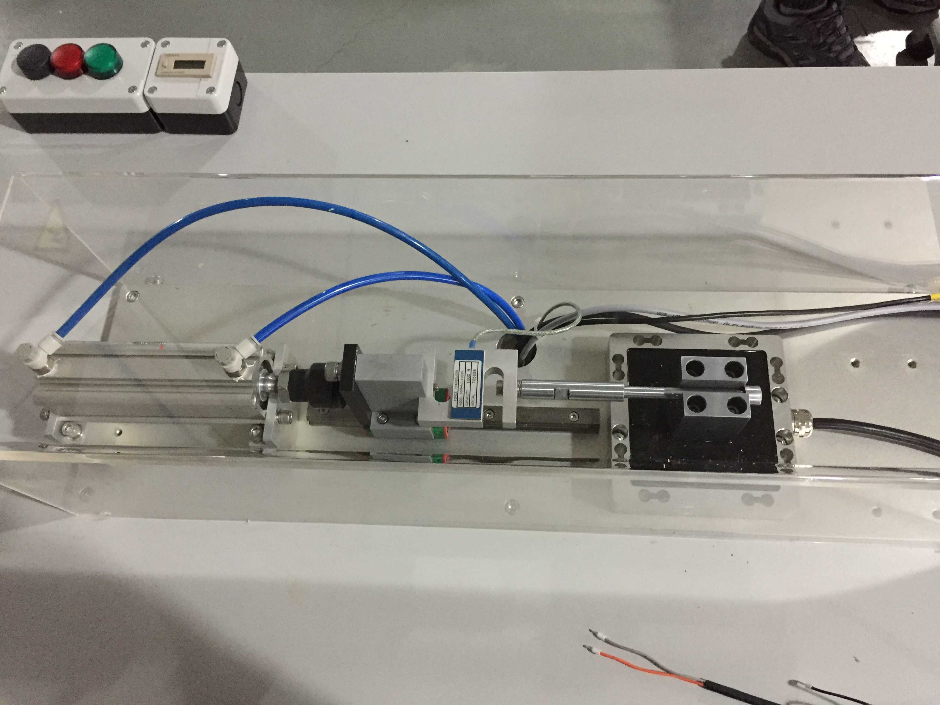 三分力传感器50万次耐久寿命测试完成